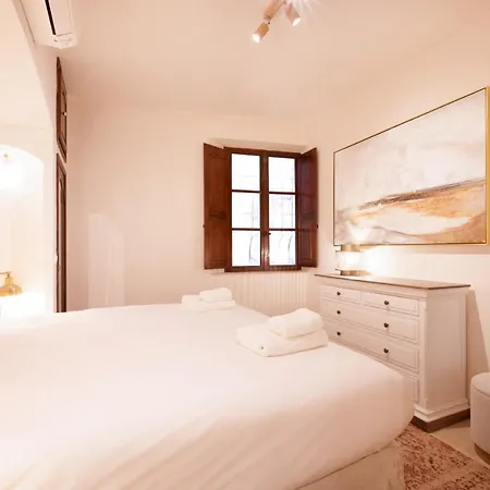 Pick A Flat's Townhouse In - Rue Sainte-barbe * サントロペ