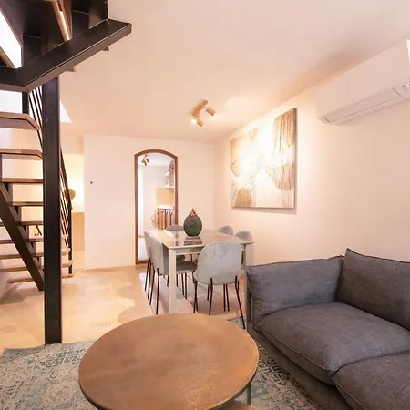 Pick A Flat's Townhouse In - Rue Sainte-barbe * サントロペ