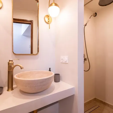Pick A Flat's Townhouse In - Rue Sainte-barbe サントロペ