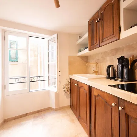 Willa Pick A Flat's Townhouse In - Rue Sainte-barbe Saint-Tropez